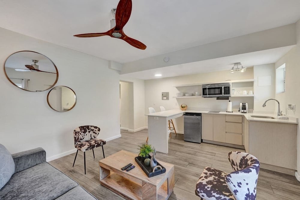 Classic Single Room, Patio (Eden 2202)