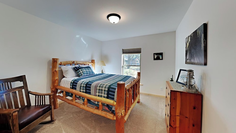 Cabin, Multiple Beds, Kitchen photo 2