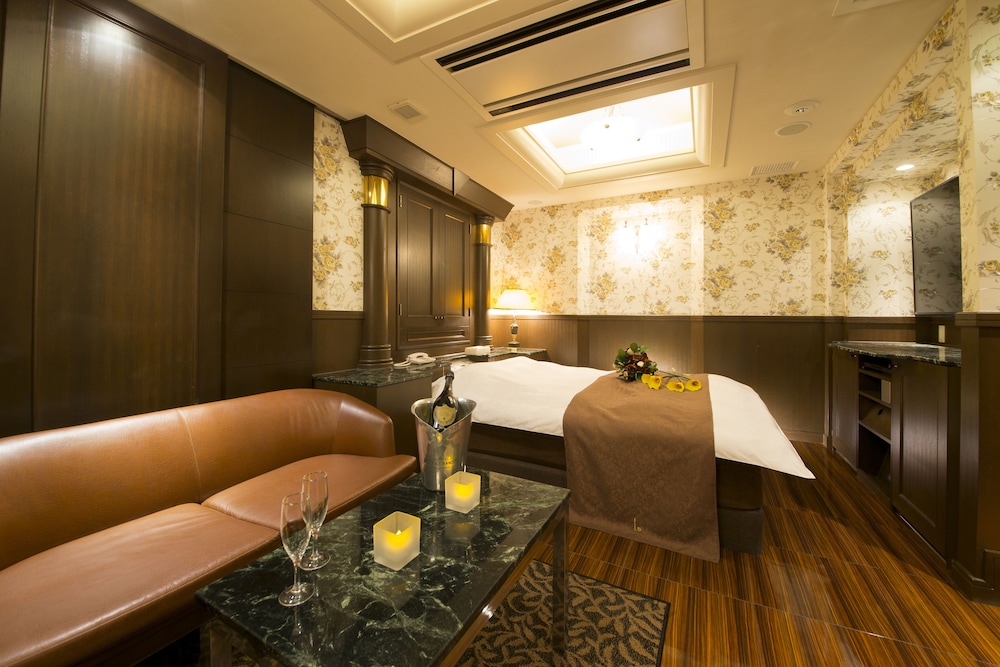 Standard Double Room - Photo 4