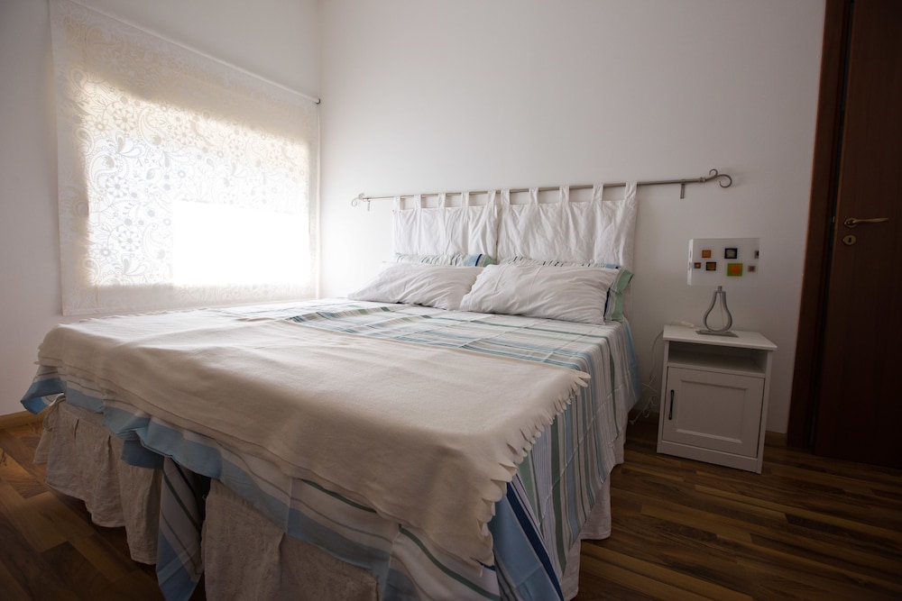 Standard Double or Twin Room photo 1