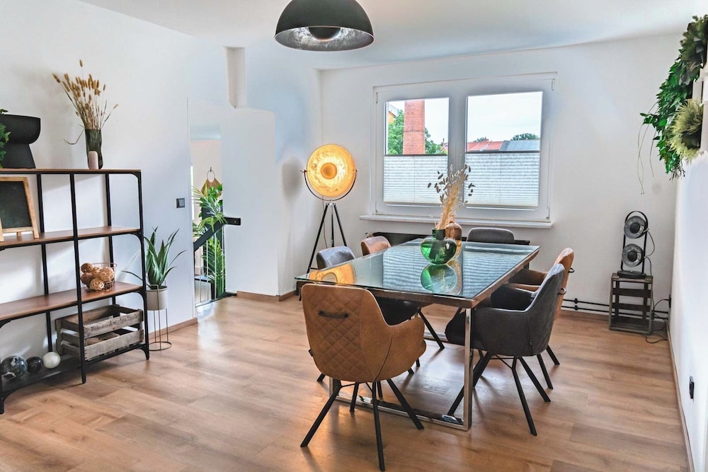 Design Condo photo 3