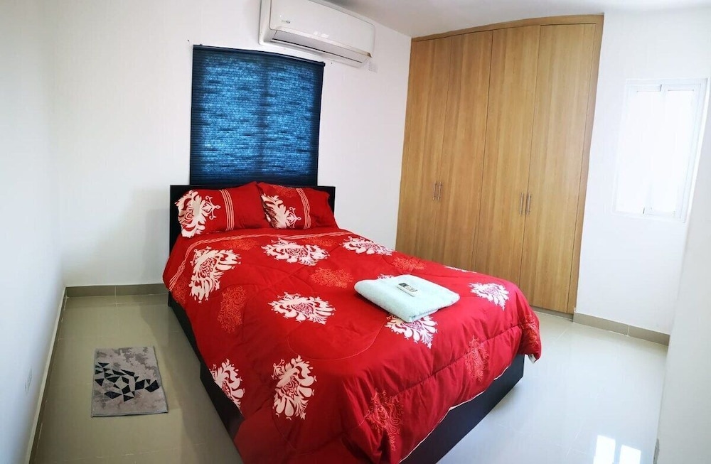 Basic Apartment photo 1
