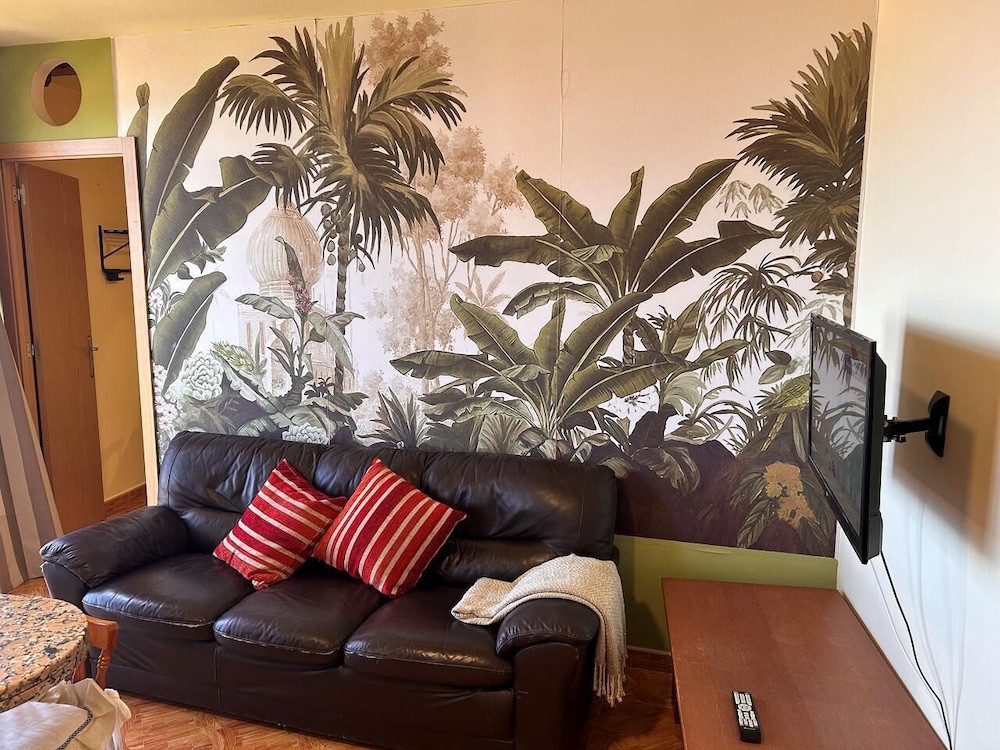 Panoramic Apartment, 2 Bedrooms, Balcony, Sea View - Photo 6
