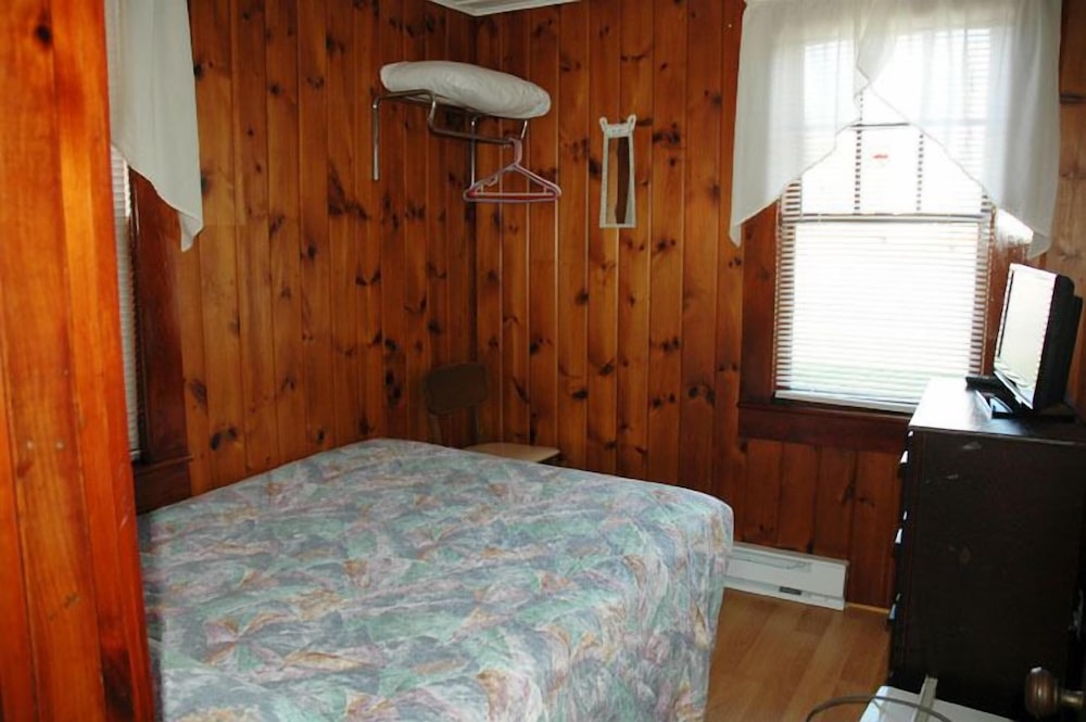 Premium Cottage, 2 Bedrooms, 2 Queen Beds, Porch, Kitchen