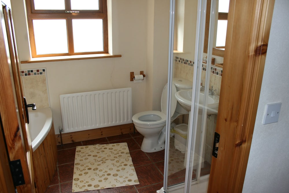 Traditional Cottage photo 3