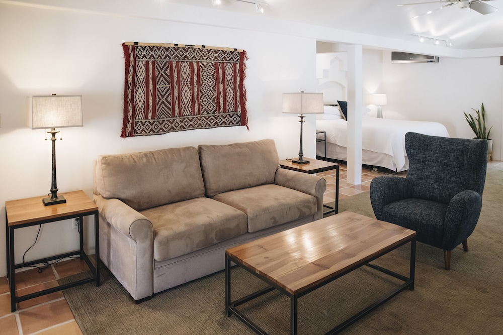 Mission Suite