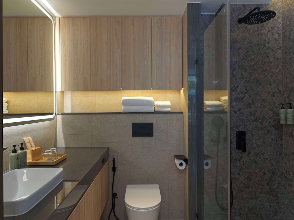 La Green Suite - 3 Bedrooms - Photo 5