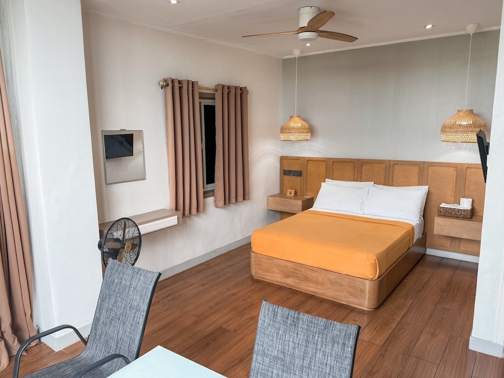 Premier Room, 1 Double Bed, Park View photo 2