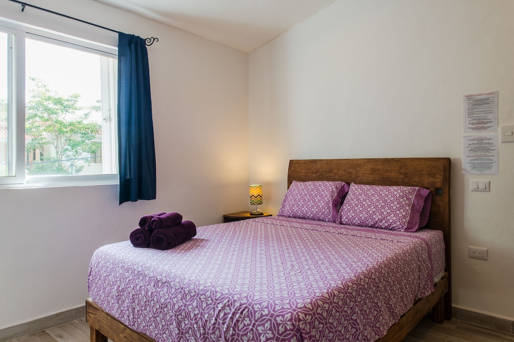 Standard Studio, 1 Queen Bed, Kitchenette, City View