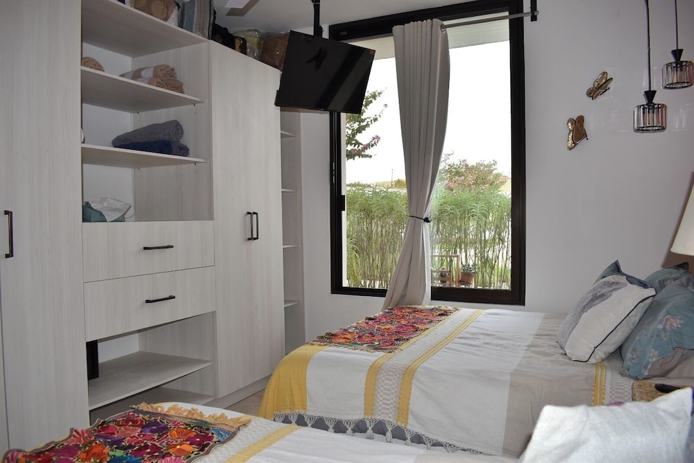 Deluxe Townhome, 2 Queen Beds, Garden View, Garden Area photo 3