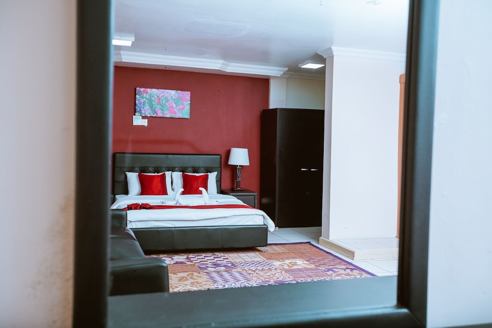 Family Room, Multiple Beds, Terrace