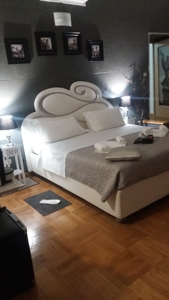 Luxury Room photo 3