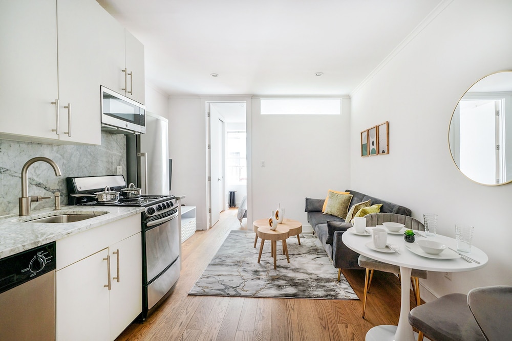 Apartment photo 1