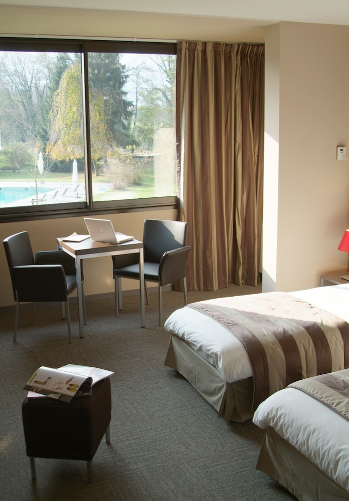 Superior Triple Room with 3 single beds, Park View photo 1