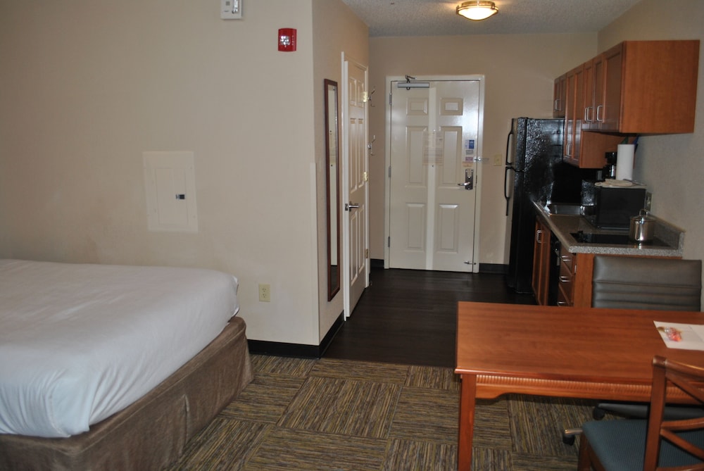 Standard Room (Bed Type Assigned at Check-In) photo 3