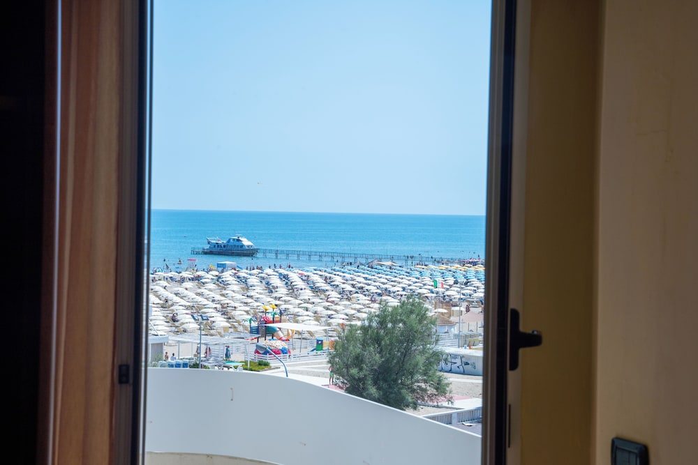 Camera Tripla con balcone Vista Mare - Photo 5