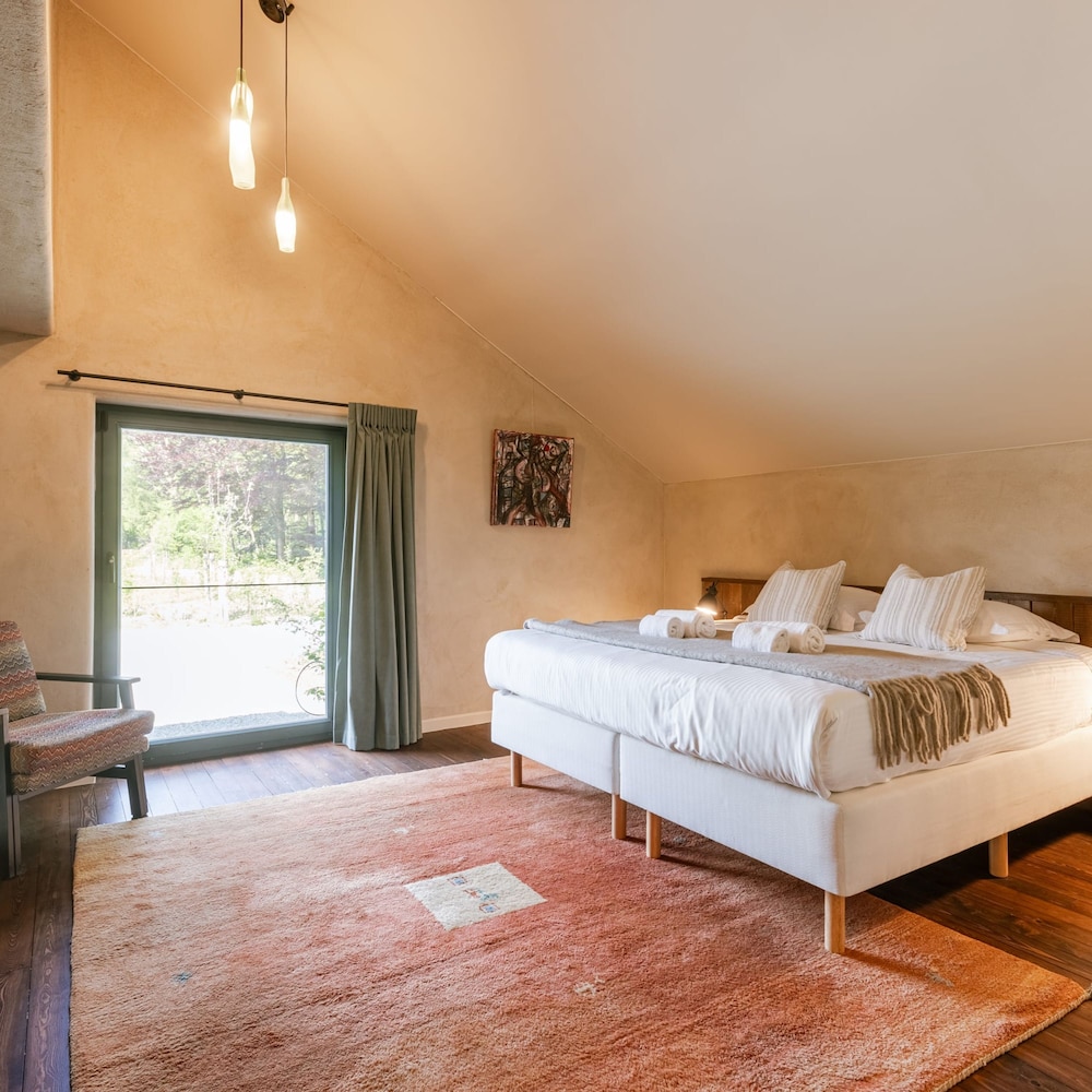 Villa photo 1