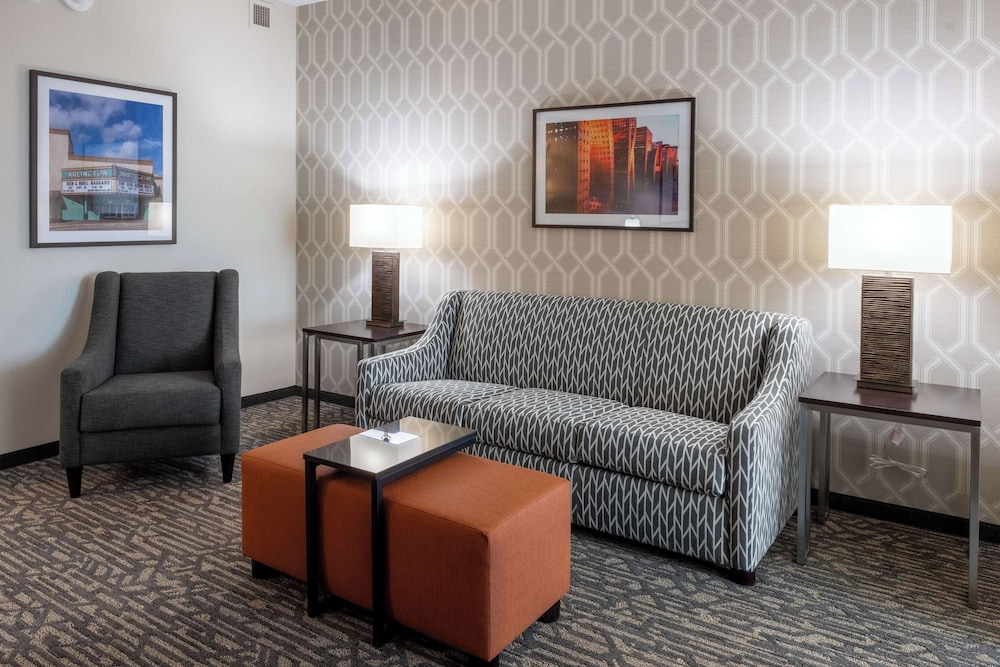 Suite, Multiple Beds (View) photo 2