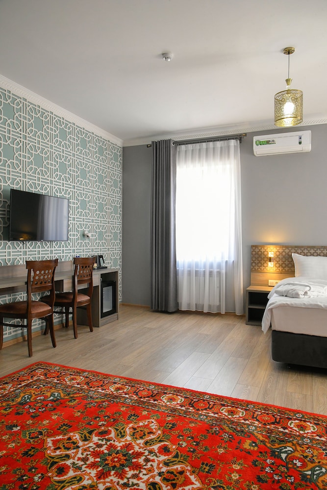 Deluxe Double Room - Photo 15