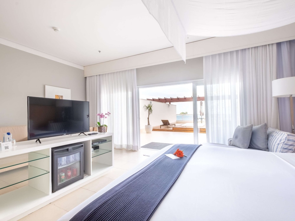 Sea Suite with 1 king size bed, sea view, terrace w/ outdoor bathtub, WIFI photo 3