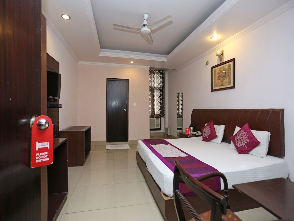 Double or Twin Room photo 3