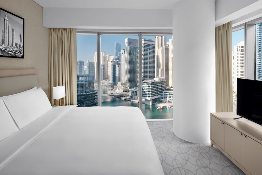 Premier Suite, 1 King Bed with Sofa bed, Marina View - Photo 4