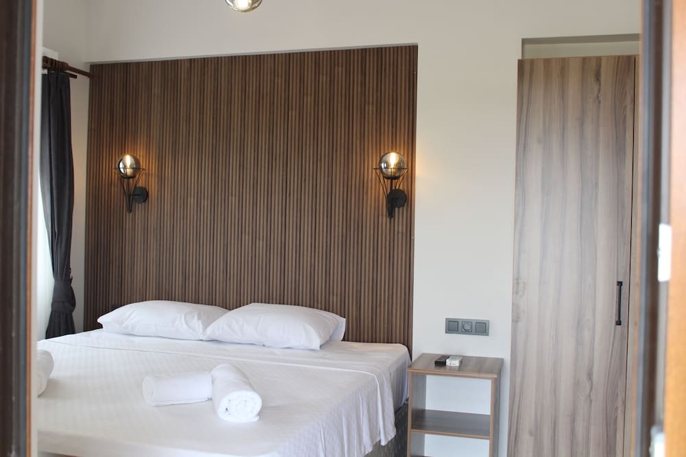 Standard Double Room, Balcony, Garden View photo 1