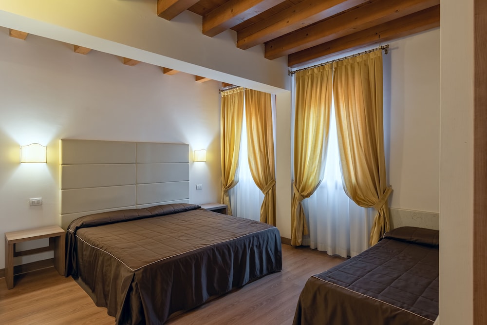 Comfort Triple Room - Photo 3