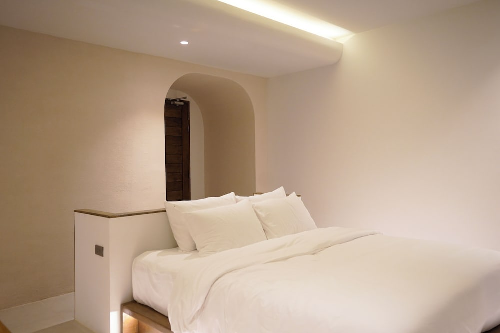 Deluxe Room, Balcony, Sea View photo 1