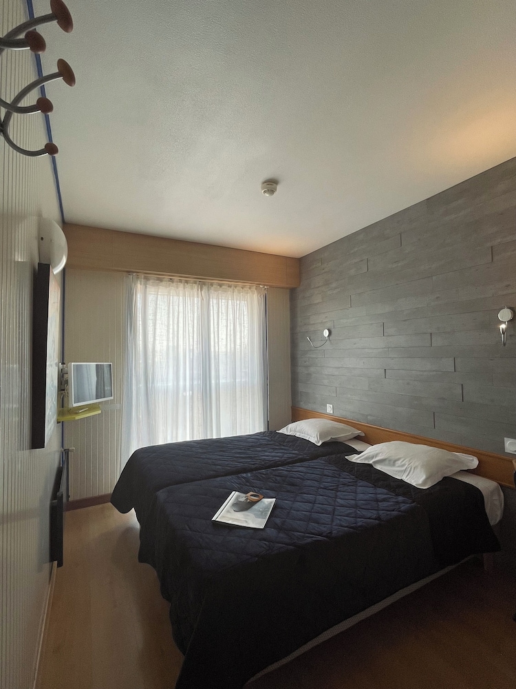 Classic Twin Room - Photo 1