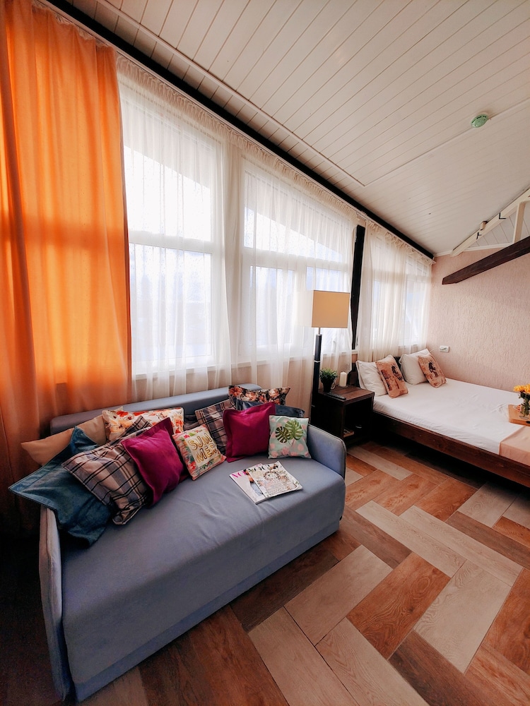 Traditional Room photo 1