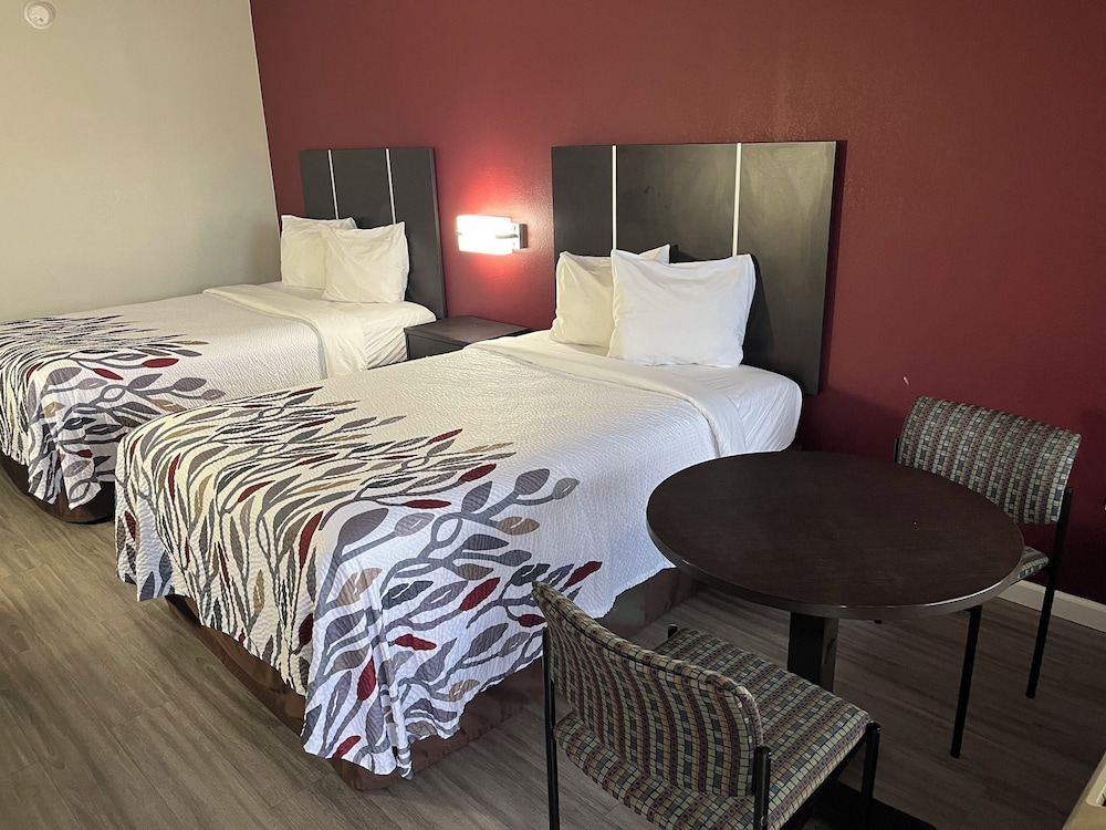 Deluxe Room, 2 Double Beds, Smoking - Photo 1