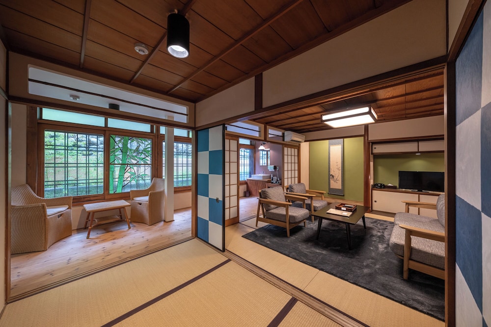 [SAN] Japanese-style room,Twin bed, Non-Smoking photo 1