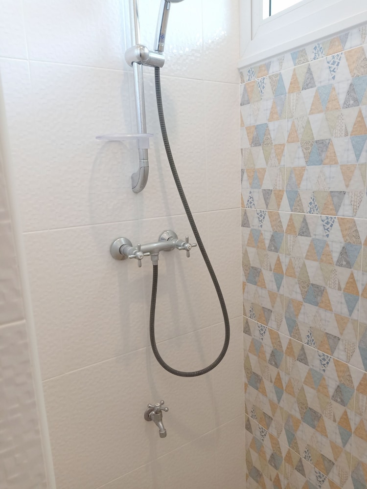 Deluxe Triple Room photo 2