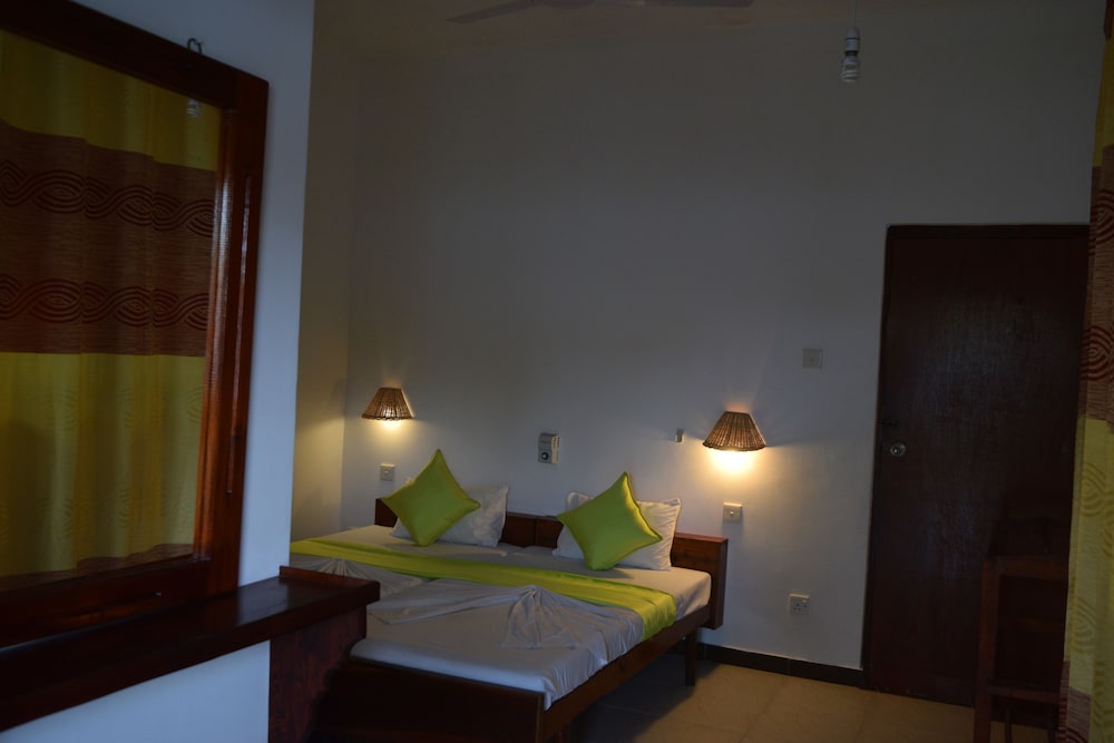 Standard Room (Ac) photo 2