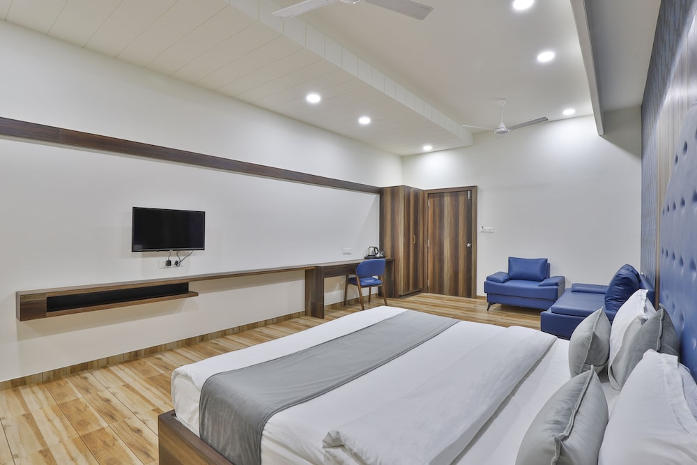 Suite - Photo 4