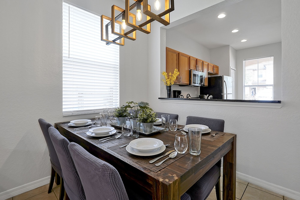 Standard Townhome, 4 Bedrooms, Hot Tub - Photo 14