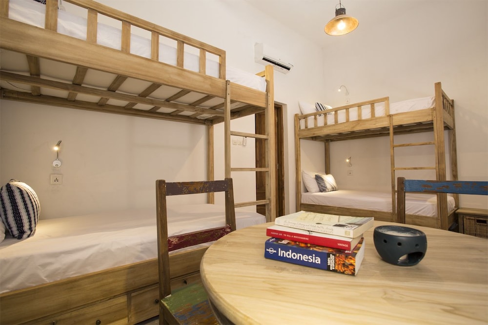 1 bed for 1 person in Dormitory Male Room photo 2