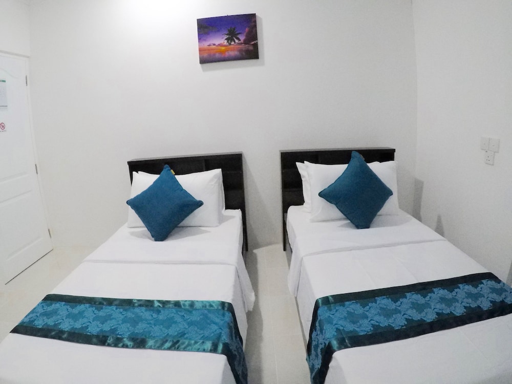 Standard Twin Room, 2 Twin Beds photo 2