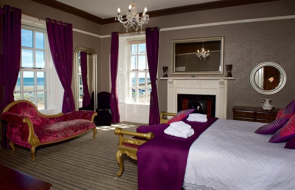 Honeymoon Suite (First floor) photo 3