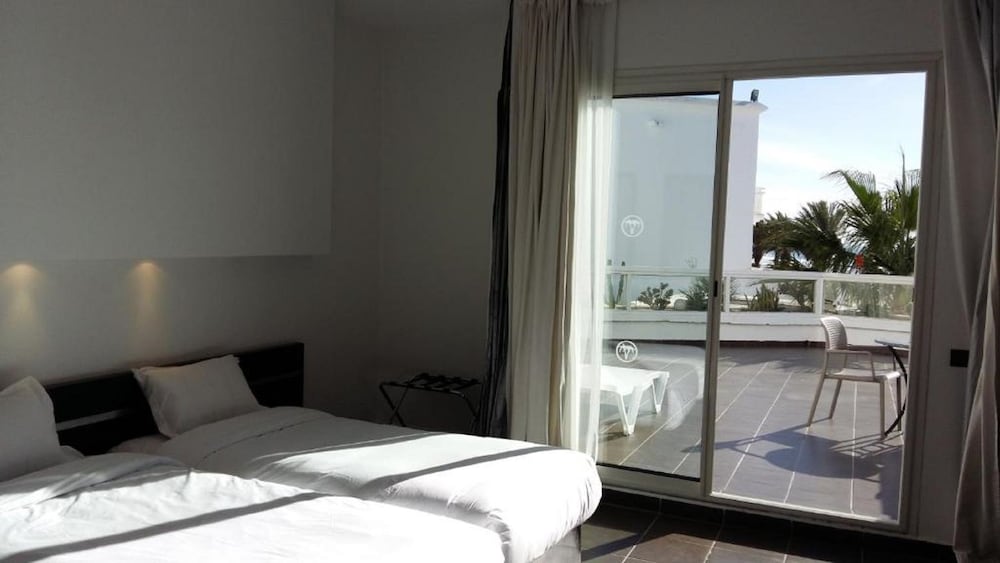 Standard Double Room - Photo 5
