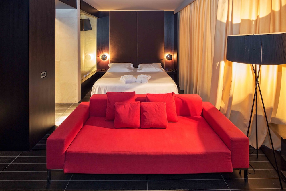 Superior Double Room Single Use photo 3