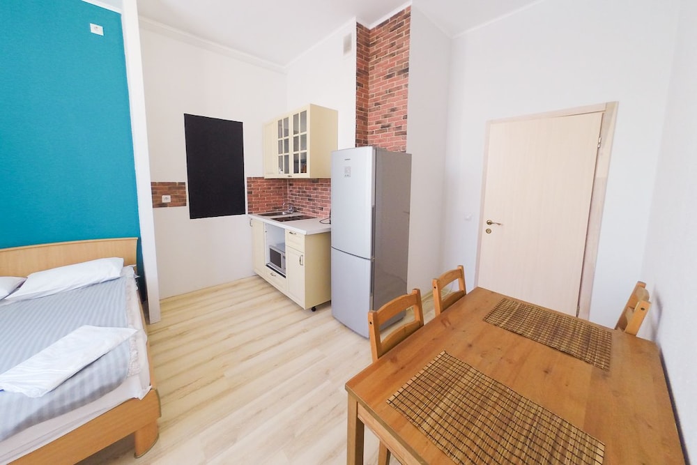 Family Room, Kitchenette, City View photo 3