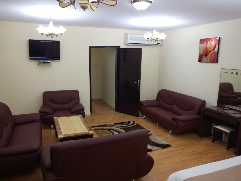 Comfort Room, 1 Queen Bed photo 2