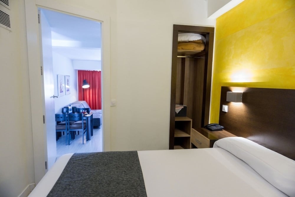 Apartment (1-2 people)