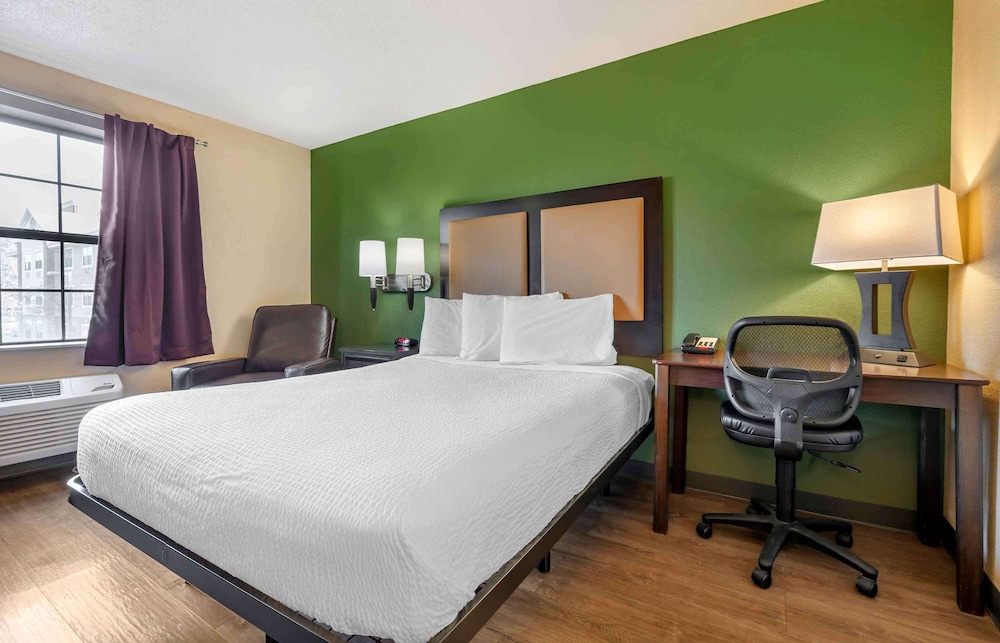 Studio, 1 Queen Bed, Accessible, Non Smoking - Photo 1