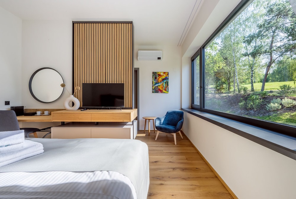 Deluxe Double Room Single Use