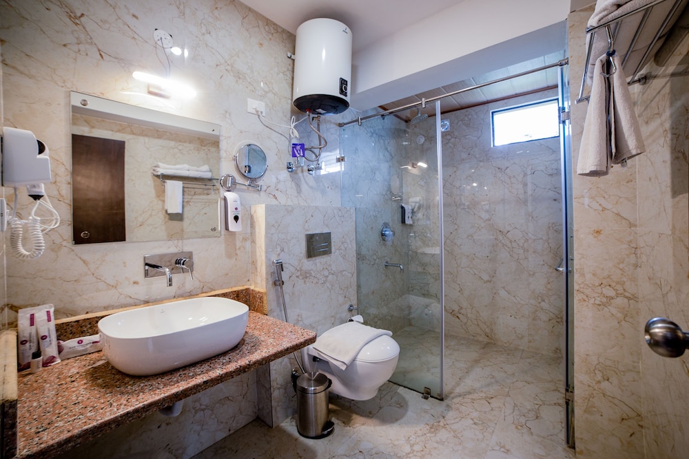 Premium Room - Photo 6