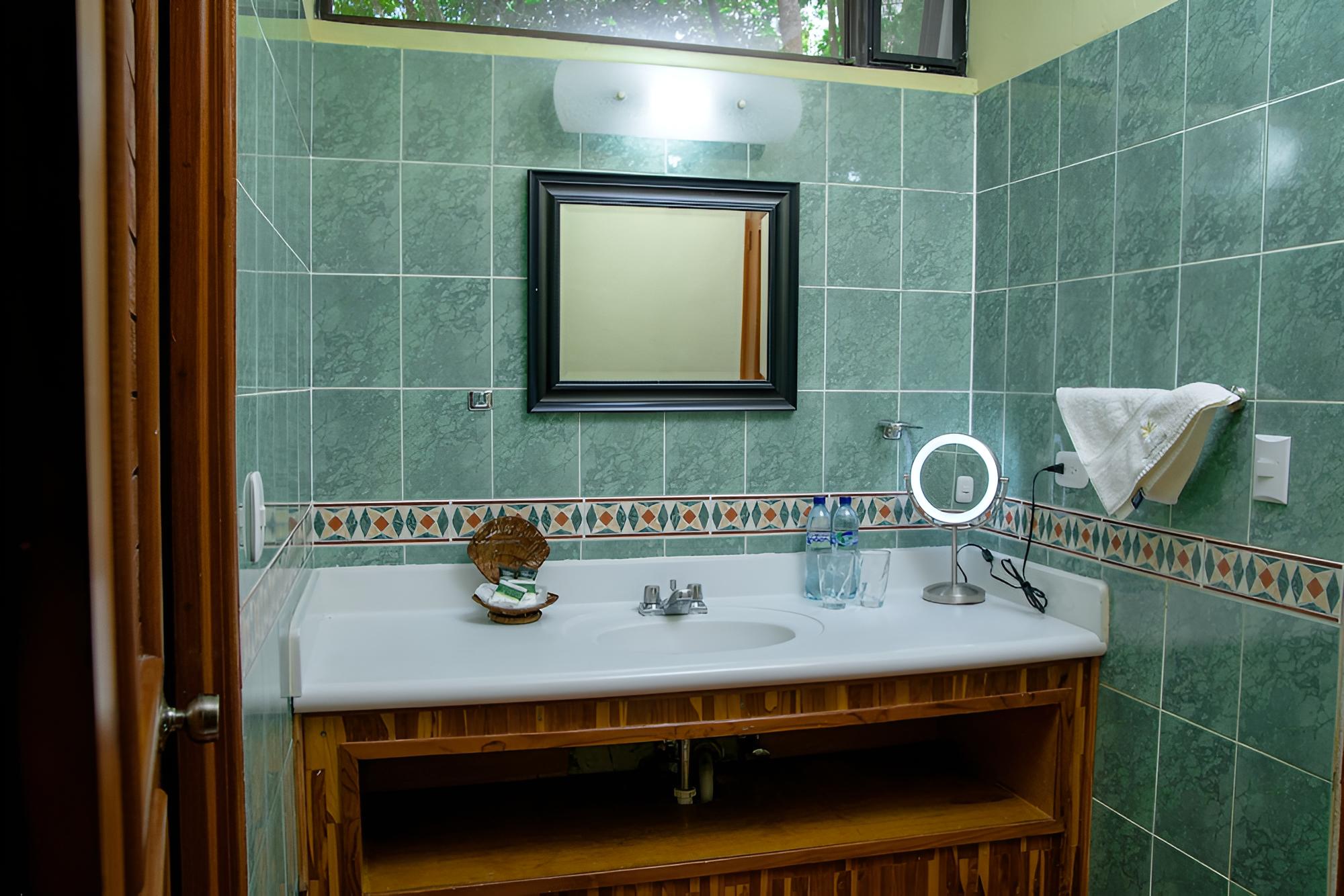 Family Room, 2 Bedrooms photo 2