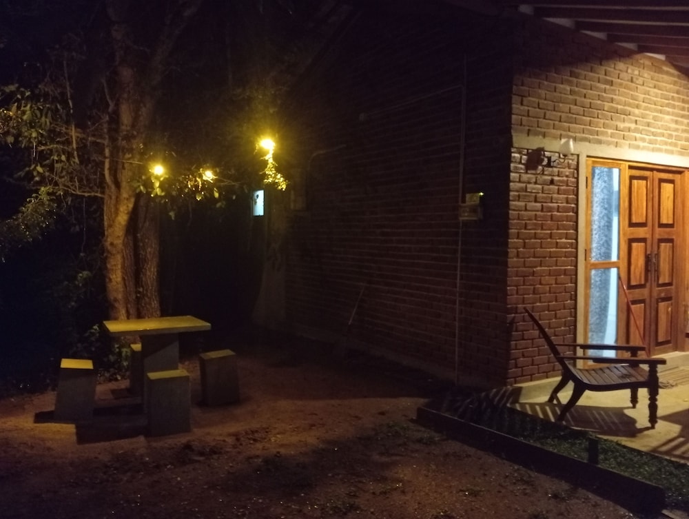 Deluxe Double Room, 1 Bedroom, Garden View photo 3